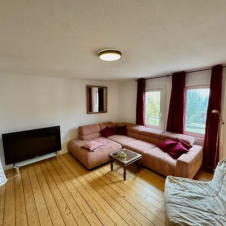 Riverside Retreat With Comfort