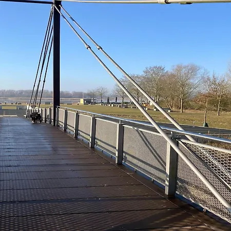 Apartament Riverside Retreat With Comfort Geesthacht