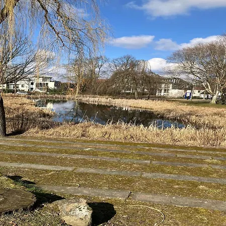 Apartament Riverside Retreat With Comfort *